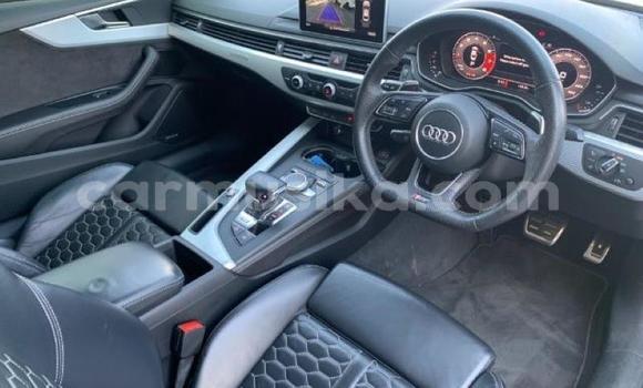 Acheter Occasion Voiture Audi RS5 Vert à Marondera, Mashonaland East Acheter Occasion Voiture Audi RS5 Vert à Marondera, Mashonaland East