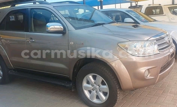 Buy Used Toyota Fortuner Brown Car in Bulawayo in Bulawayo