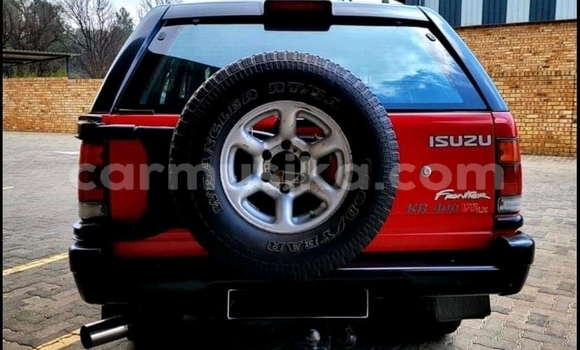Acheter Occasion Voiture Isuzu KB Rouge à Chitungwiza, Harare Acheter Occasion Voiture Isuzu KB Rouge à Chitungwiza, Harare