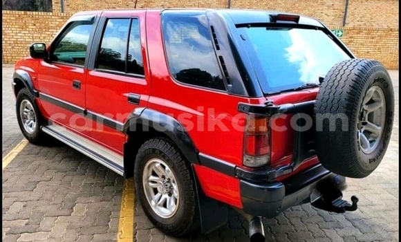 Acheter Occasion Voiture Isuzu KB Rouge à Chitungwiza, Harare Acheter Occasion Voiture Isuzu KB Rouge à Chitungwiza, Harare