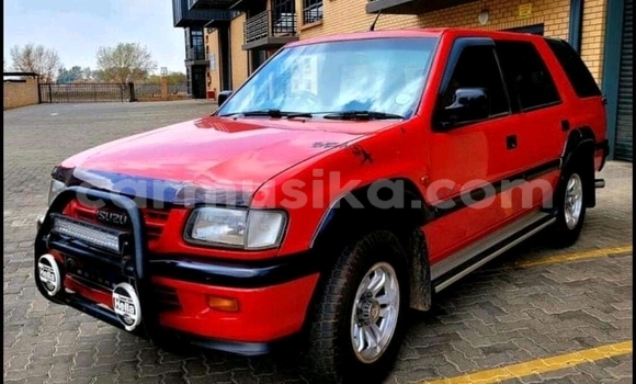 Acheter Occasion Voiture Isuzu KB Rouge à Chitungwiza, Harare Acheter Occasion Voiture Isuzu KB Rouge à Chitungwiza, Harare