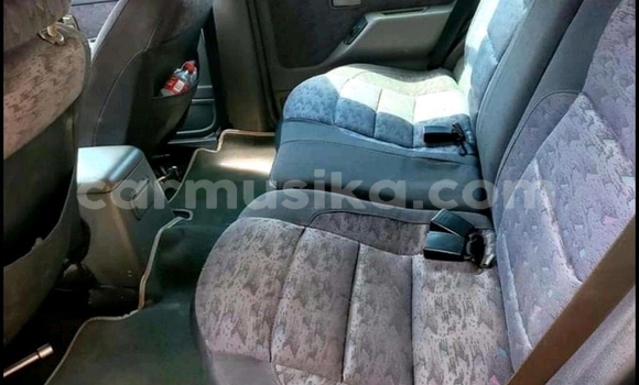 Acheter Occasion Voiture Isuzu KB Rouge à Chitungwiza, Harare Acheter Occasion Voiture Isuzu KB Rouge à Chitungwiza, Harare