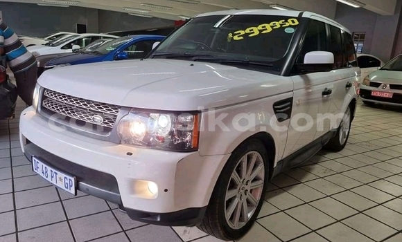 Acheter Occasion Voiture Range Rover Range Rover Blanc à Borrowdale, Harare Acheter Occasion Voiture Range Rover Range Rover Blanc à Borrowdale, Harare