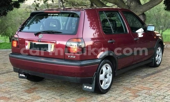 Tenga Tsaru Volkswagen Golf Tsvuku Mota in Beitbridge in Matabeleland South Tenga Tsaru Volkswagen Golf Tsvuku Mota in Beitbridge in Matabeleland South