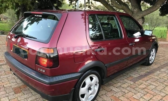 Tenga Tsaru Volkswagen Golf Tsvuku Mota in Beitbridge in Matabeleland South Tenga Tsaru Volkswagen Golf Tsvuku Mota in Beitbridge in Matabeleland South