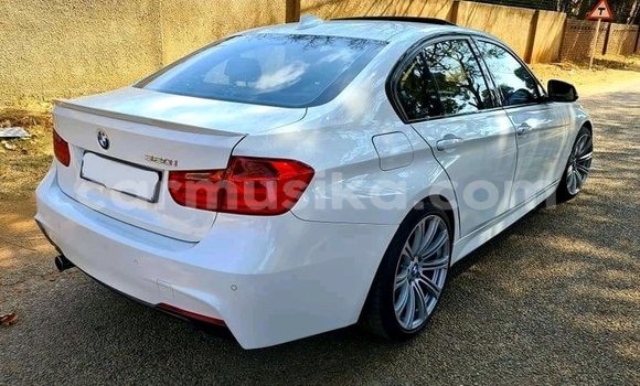 Buy Used BMW 321 White Car in Harare in Harare Buy Used BMW 321 White Car in Harare in Harare
