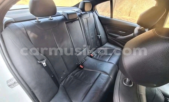 Buy Used BMW 321 White Car in Harare in Harare Buy Used BMW 321 White Car in Harare in Harare