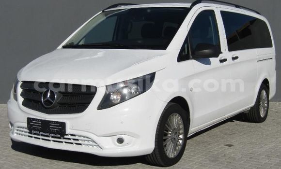 Buy Used Mercedes‒Benz Vito White Car in Borrowdale in Harare