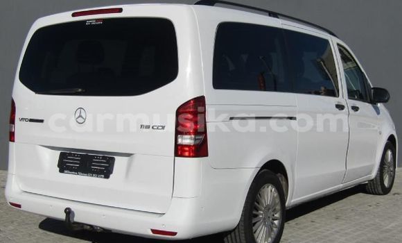 Acheter Occasion Voiture Mercedes‒Benz Vito Blanc à Borrowdale, Harare Acheter Occasion Voiture Mercedes‒Benz Vito Blanc à Borrowdale, Harare