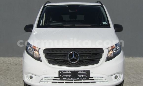 Acheter Occasion Voiture Mercedes‒Benz Vito Blanc à Borrowdale, Harare Acheter Occasion Voiture Mercedes‒Benz Vito Blanc à Borrowdale, Harare