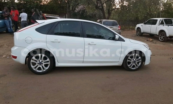 Acheter Occasion Voiture Ford Focus RS Blanc à Harare, Harare Acheter Occasion Voiture Ford Focus RS Blanc à Harare, Harare
