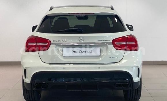 Acheter Occasion Voiture Mercedes‒Benz GLA-klasse AMG Blanc à Beitbridge, Matabeleland South Acheter Occasion Voiture Mercedes‒Benz GLA-klasse AMG Blanc à Beitbridge, Matabeleland South