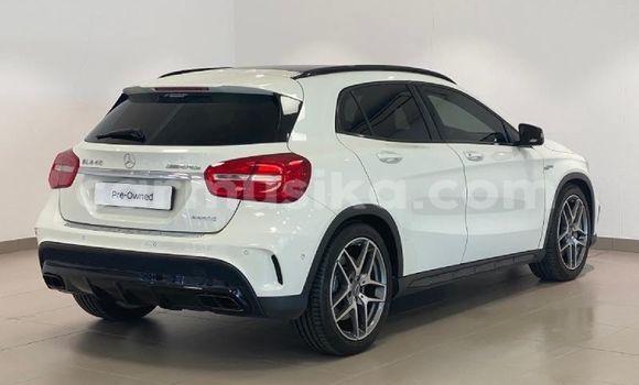 Acheter Occasion Voiture Mercedes‒Benz GLA-klasse AMG Blanc à Beitbridge, Matabeleland South Acheter Occasion Voiture Mercedes‒Benz GLA-klasse AMG Blanc à Beitbridge, Matabeleland South