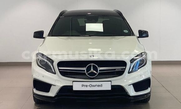 Acheter Occasion Voiture Mercedes‒Benz GLA-klasse AMG Blanc à Beitbridge, Matabeleland South Acheter Occasion Voiture Mercedes‒Benz GLA-klasse AMG Blanc à Beitbridge, Matabeleland South