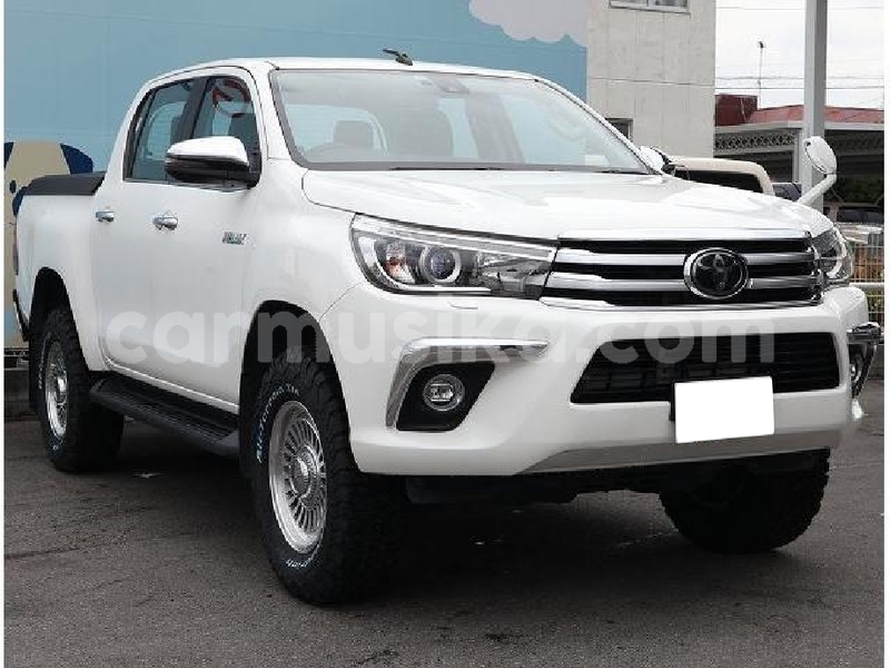 Big with watermark toyota hilux matabeleland south beitbridge 24735