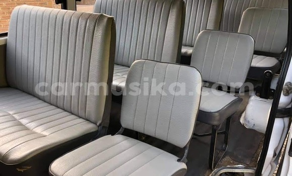 Tenga Tsaru Toyota Hiace Chena Mota in Beitbridge in Matabeleland South Tenga Tsaru Toyota Hiace Chena Mota in Beitbridge in Matabeleland South