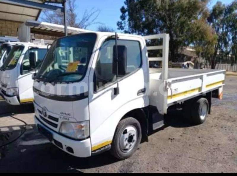 Big with watermark toyota dyna matabeleland south beitbridge 24739