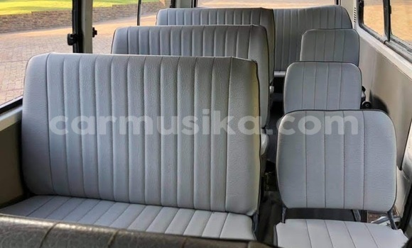 Tenga Tsaru Toyota Hiace Chena Mota in Beitbridge in Matabeleland South Tenga Tsaru Toyota Hiace Chena Mota in Beitbridge in Matabeleland South