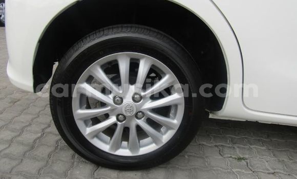 Acheter Occasion Voiture Toyota Etios Blanc à Beitbridge, Matabeleland South Acheter Occasion Voiture Toyota Etios Blanc à Beitbridge, Matabeleland South