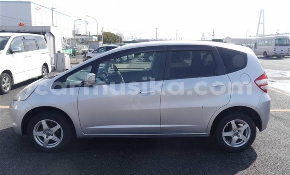 Acheter Occasion Voiture Honda Fit Gris à Beitbridge, Matabeleland South Acheter Occasion Voiture Honda Fit Gris à Beitbridge, Matabeleland South