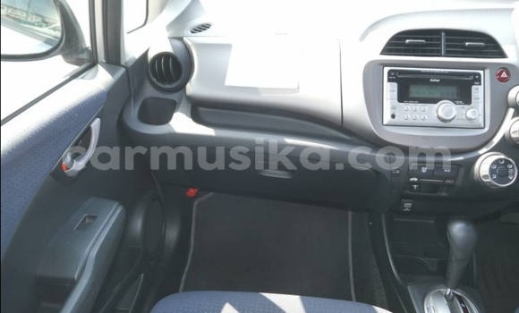 Acheter Occasion Voiture Honda Fit Gris à Beitbridge, Matabeleland South Acheter Occasion Voiture Honda Fit Gris à Beitbridge, Matabeleland South