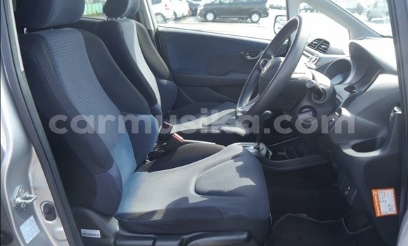 Acheter Occasion Voiture Honda Fit Gris à Beitbridge, Matabeleland South Acheter Occasion Voiture Honda Fit Gris à Beitbridge, Matabeleland South