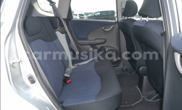 Acheter Occasion Voiture Honda Fit Gris à Beitbridge, Matabeleland South Acheter Occasion Voiture Honda Fit Gris à Beitbridge, Matabeleland South