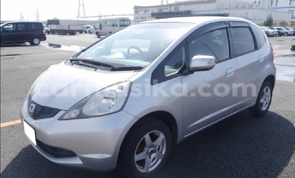 Acheter Occasion Voiture Honda Fit Gris à Beitbridge, Matabeleland South Acheter Occasion Voiture Honda Fit Gris à Beitbridge, Matabeleland South