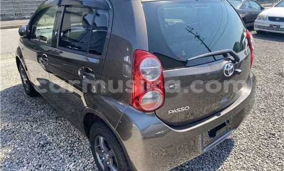 Acheter Occasion Voiture Toyota Passo Noir à Beitbridge, Matabeleland South Acheter Occasion Voiture Toyota Passo Noir à Beitbridge, Matabeleland South
