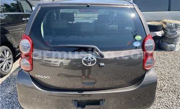 Acheter Occasion Voiture Toyota Passo Noir à Beitbridge, Matabeleland South Acheter Occasion Voiture Toyota Passo Noir à Beitbridge, Matabeleland South