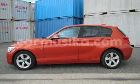 Acheter Occasion Voiture BMW 1-Series Beige à Beitbridge, Matabeleland South Acheter Occasion Voiture BMW 1-Series Beige à Beitbridge, Matabeleland South