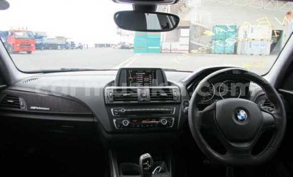 Acheter Occasion Voiture BMW 1-Series Beige à Beitbridge, Matabeleland South Acheter Occasion Voiture BMW 1-Series Beige à Beitbridge, Matabeleland South