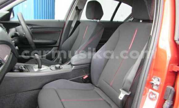 Acheter Occasion Voiture BMW 1-Series Beige à Beitbridge, Matabeleland South Acheter Occasion Voiture BMW 1-Series Beige à Beitbridge, Matabeleland South