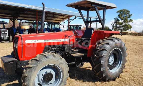 Acheter Occasion Voiture Mega Track Rouge à Beitbridge, Matabeleland South Acheter Occasion Voiture Mega Track Rouge à Beitbridge, Matabeleland South
