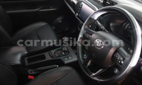Acheter Occasion Voiture Toyota Hilux Blanc à Beitbridge, Matabeleland South Acheter Occasion Voiture Toyota Hilux Blanc à Beitbridge, Matabeleland South