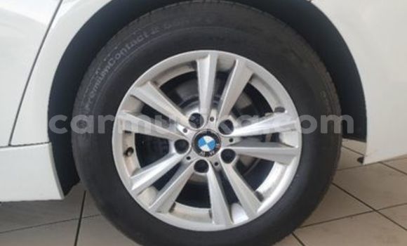 Acheter Occasion Voiture BMW 3–Series Blanc à Beitbridge, Matabeleland South Acheter Occasion Voiture BMW 3–Series Blanc à Beitbridge, Matabeleland South