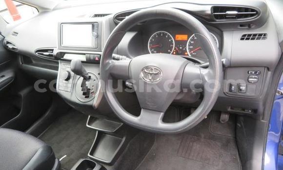 Acheter Occasion Voiture Toyota Wish Bleu à Beitbridge, Matabeleland South Acheter Occasion Voiture Toyota Wish Bleu à Beitbridge, Matabeleland South