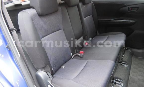 Acheter Occasion Voiture Toyota Wish Bleu à Beitbridge, Matabeleland South Acheter Occasion Voiture Toyota Wish Bleu à Beitbridge, Matabeleland South