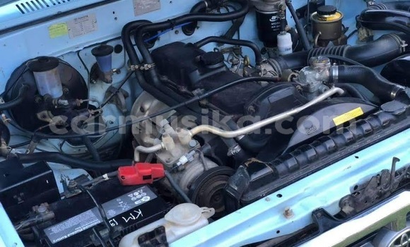 Acheter Occasion Voiture Toyota Hilux Bleu à Beitbridge, Matabeleland South Acheter Occasion Voiture Toyota Hilux Bleu à Beitbridge, Matabeleland South