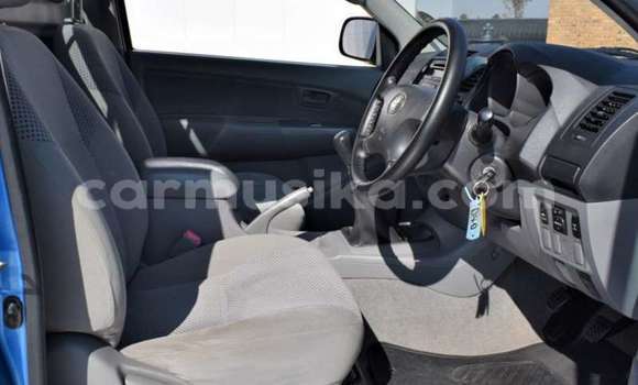 Buy Used Toyota Hilux Blue Car in Beitbridge in Matabeleland South Buy Used Toyota Hilux Blue Car in Beitbridge in Matabeleland South