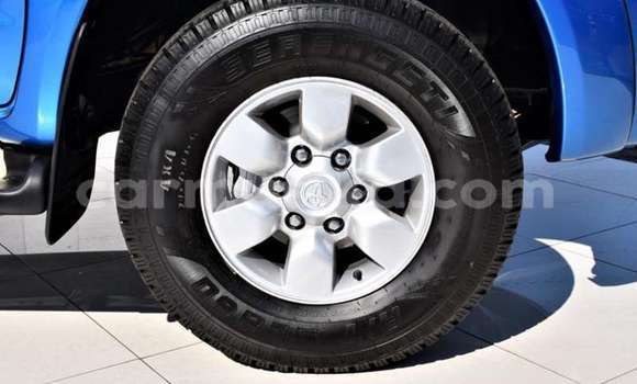 Buy Used Toyota Hilux Blue Car in Beitbridge in Matabeleland South Buy Used Toyota Hilux Blue Car in Beitbridge in Matabeleland South