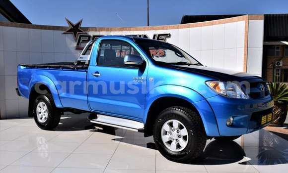 Buy Used Toyota Hilux Blue Car in Beitbridge in Matabeleland South Buy Used Toyota Hilux Blue Car in Beitbridge in Matabeleland South
