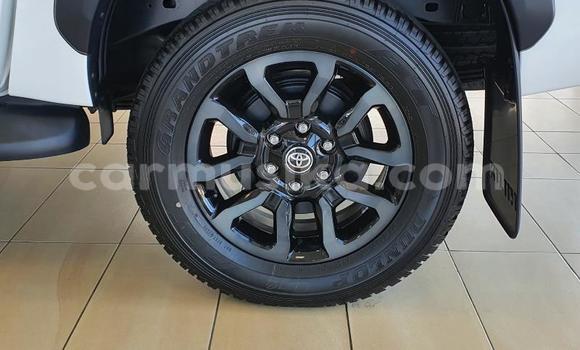 Buy Used Toyota Hilux Silver Car in Beitbridge in Matabeleland South Buy Used Toyota Hilux Silver Car in Beitbridge in Matabeleland South