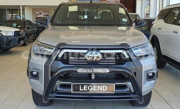 Buy Used Toyota Hilux Silver Car in Beitbridge in Matabeleland South Buy Used Toyota Hilux Silver Car in Beitbridge in Matabeleland South