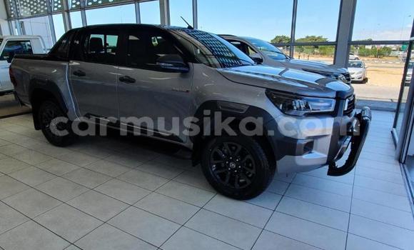 Buy Used Toyota Hilux Silver Car in Beitbridge in Matabeleland South Buy Used Toyota Hilux Silver Car in Beitbridge in Matabeleland South