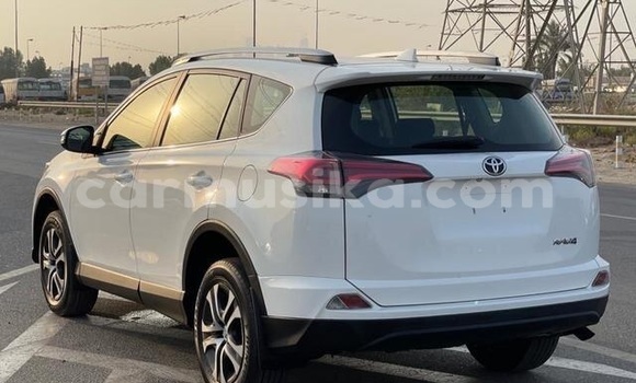 Tenga Tsaru Toyota RAV4 Chena Mota in Beitbridge in Matabeleland South Tenga Tsaru Toyota RAV4 Chena Mota in Beitbridge in Matabeleland South