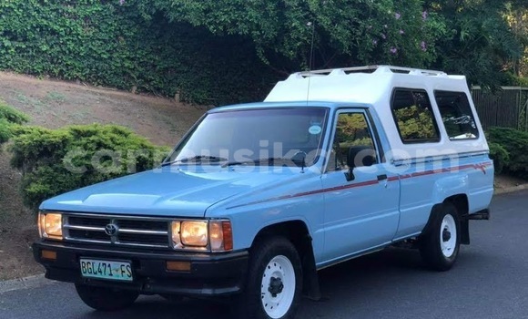 Acheter Occasion Voiture Toyota Hilux Bleu à Beitbridge, Matabeleland South Acheter Occasion Voiture Toyota Hilux Bleu à Beitbridge, Matabeleland South