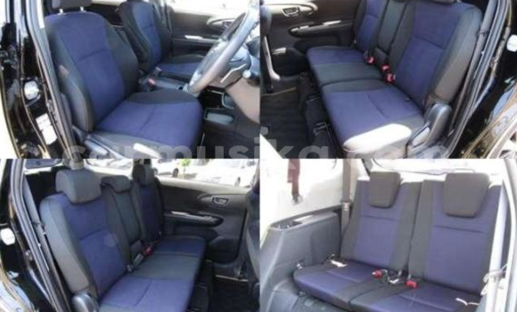 Acheter Occasion Voiture Toyota Wish Noir à Beitbridge, Matabeleland South Acheter Occasion Voiture Toyota Wish Noir à Beitbridge, Matabeleland South