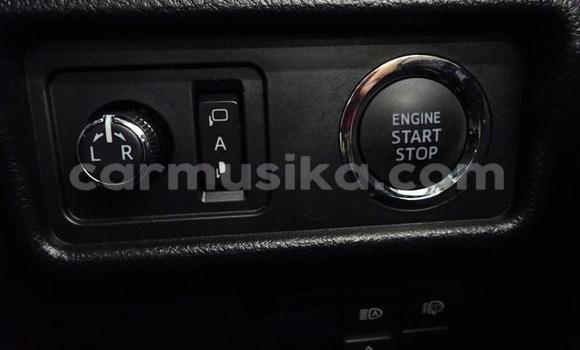 Acheter Occasion Voiture Toyota Land Cruiser Prado Blanc à Beitbridge, Matabeleland South Acheter Occasion Voiture Toyota Land Cruiser Prado Blanc à Beitbridge, Matabeleland South