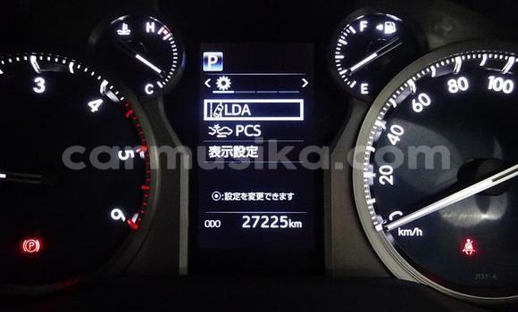 Acheter Occasion Voiture Toyota Land Cruiser Prado Blanc à Beitbridge, Matabeleland South Acheter Occasion Voiture Toyota Land Cruiser Prado Blanc à Beitbridge, Matabeleland South